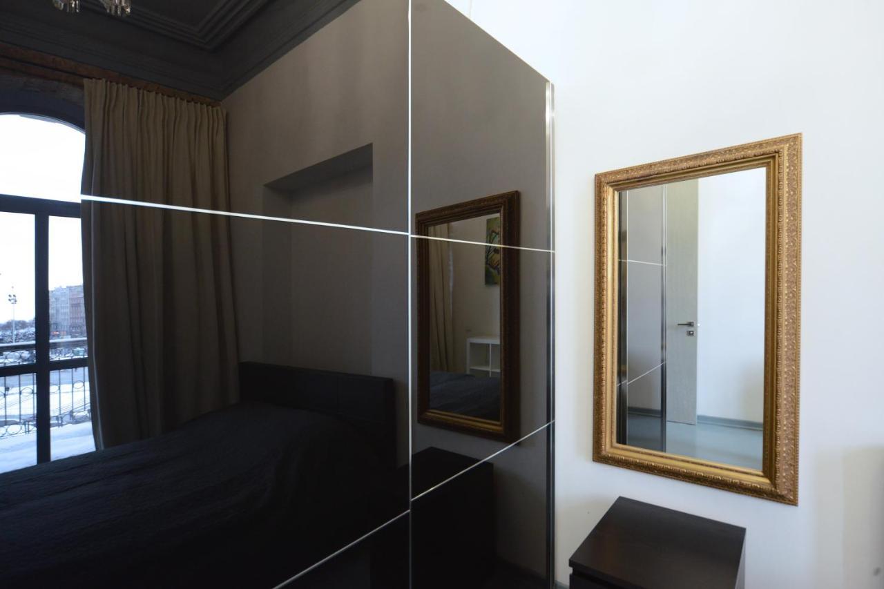 Artol Gorodetskogo Apartment Kiev Exterior foto